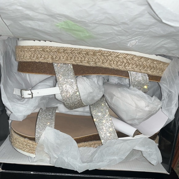 Torrid White/Silver Bling Platform Sandal - Picture 5 of 6